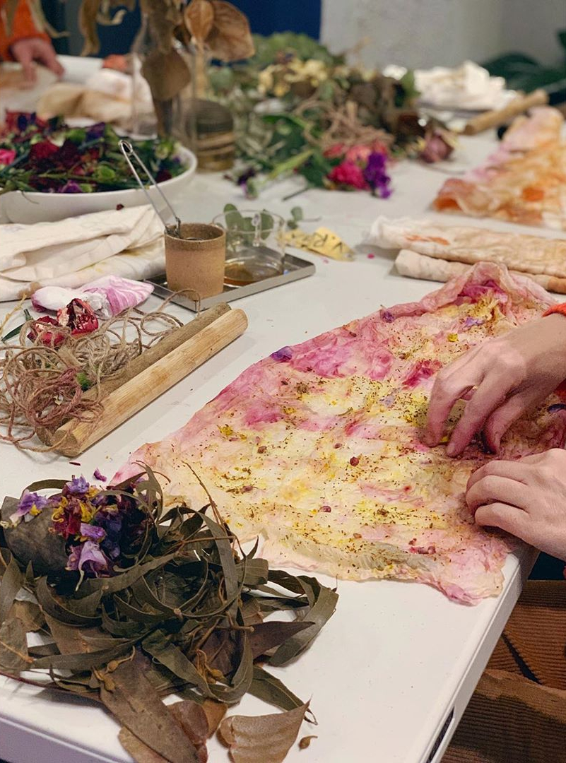 How to Create Natural Fabric Dyes Using Food and Plants - Brightly